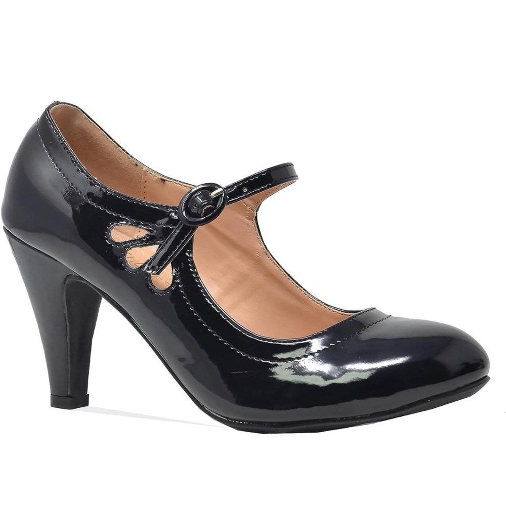 Chase + Chloe black patent Kimmy heels